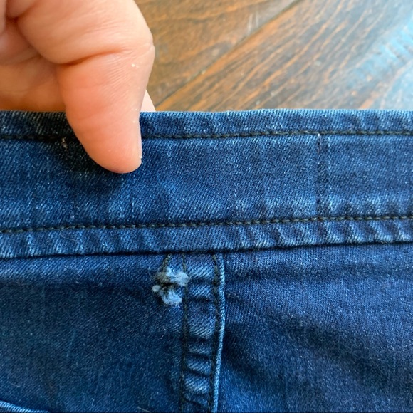 American Apparel dark indigo “easy” jean shorts S - Picture 6 of 7